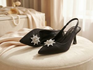 Klip / brož / ozdoba na boty s broušenými kamínky