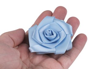 Saténová růže Ø70 mm