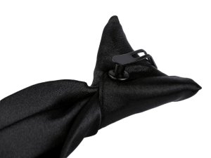 Saténová kravata s klipem, bez vázání