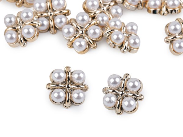 Knoflík zdobený perlami velikost 24", 28", 34"