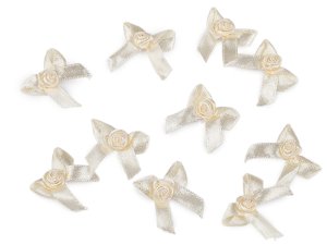 Saténová mašlička s růžičkou