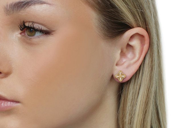 Náušnice z nerezové oceli s broušenými kamínky květy