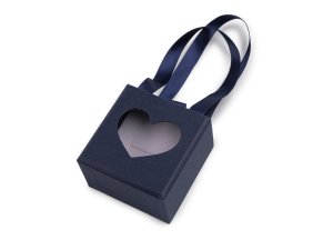 Krabička na šperky s průhledem srdce a uchem 5,5x5,5 cm