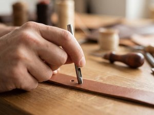 Výsečník / děrovač na kůži, látky Ø4 mm