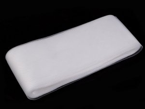 Modistická krinolína na vyztužení šatů a výrobu fascinátorů šíře 10 cm