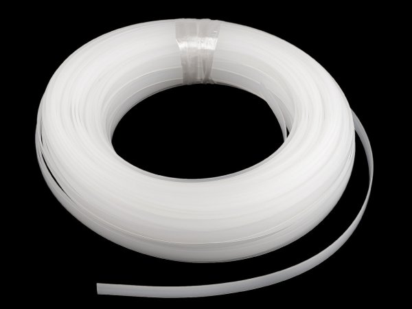 Kostice plastová plochá hladká šíře 12 mm