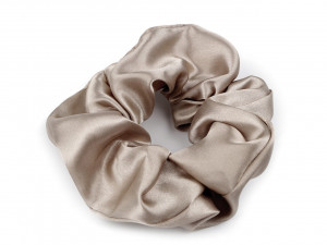 Saténová scrunchie gumička do vlasů