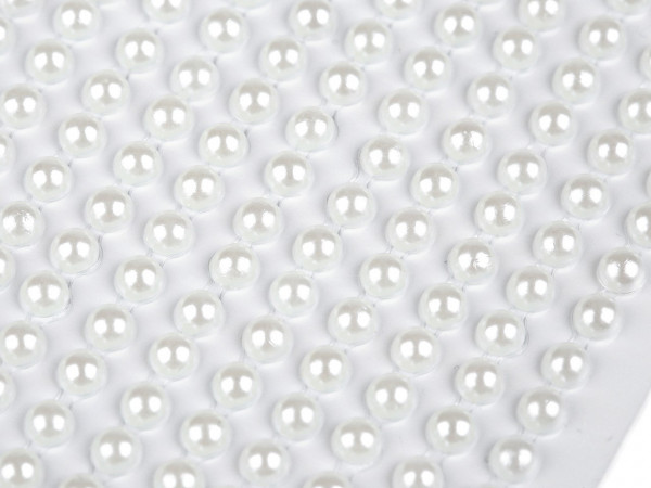 Samolepicí perly na lepicím proužku Ø4 mm