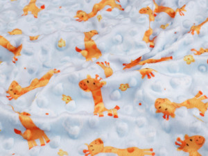 Minky s 3D puntíky žirafa