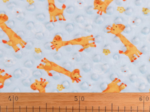 Minky s 3D puntíky žirafa