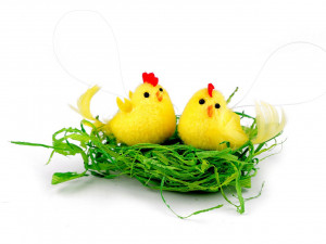 Velikonoční dekorace kuřátka k zavěšení