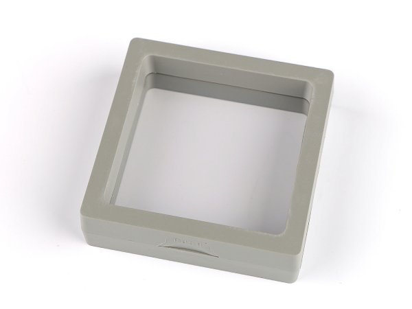 Krabička / rámeček s průhlednou fólií k vystavení zboží a dárkovému balení 7x7 cm