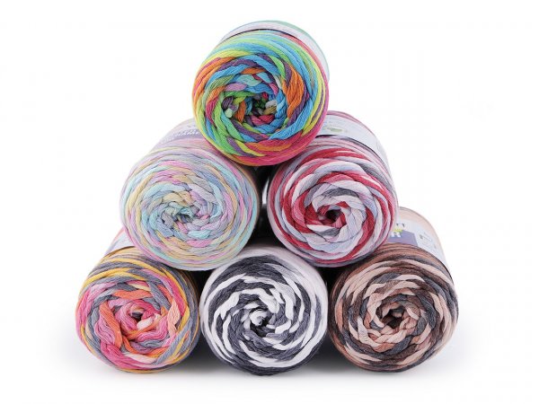 Pletací příze Twisted Macrame 250 g rozčesávací