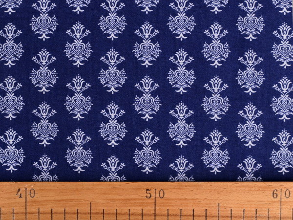 Bavlněná látka / plátno s ornamenty