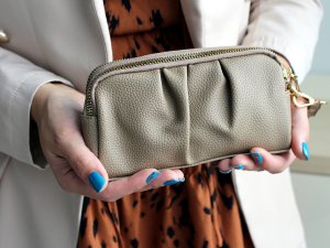 Kabelka / pouzdro do ruky 18x9,5 cm