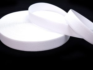 Pruženka dámská šíře 30 mm bílá