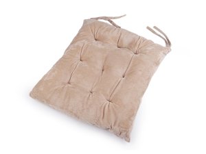 Sametový podsedák na židli