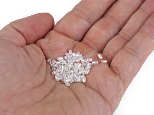Plastové voskové korálky / perly rýže 2,5x4 mm