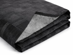 Zateplený prošev se saténovým efektem