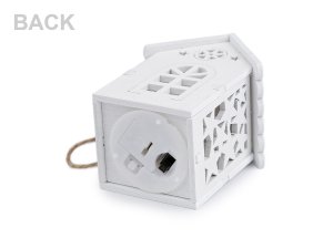 Dřevěný domeček svítící k zavěšení