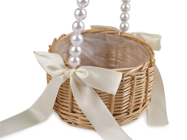 Svatební proutěný košíček pro družičky