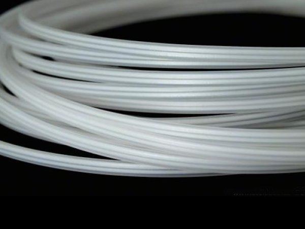 Kostice šíře 4mm plastové typ A FISZ