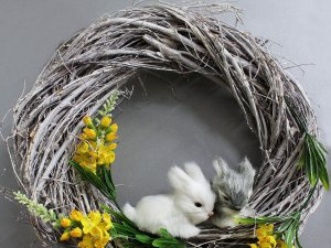 Velikonoční zajíček plyšový do věnců a truhlíků