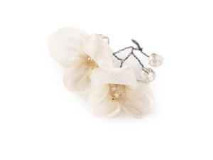 Květ na drátku s broušenými korálky hand made - 2 krémová nejsvět.
