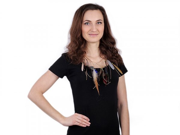 Pružná čelenka do vlasů / náhrdelník s peřím a korálky