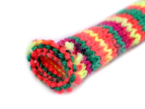 Šňůra pletená / dutinka indiánský motiv šíře 10 mm