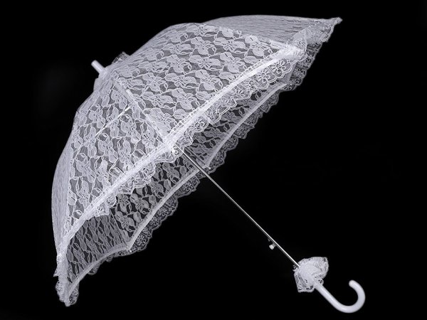 Svatební krajkový deštník k focení