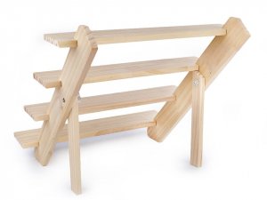 Dřevěný stojan / dekorační schůdky
