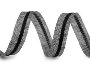 Zažehlovací proužek do švů s tkanicí