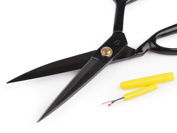 Krejčovské nůžky délka 24 cm s páráčkem