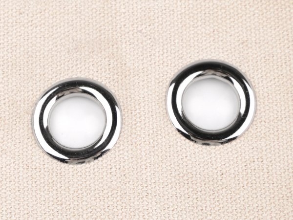 Průchodky s podložkou vnitřní Ø13,5 mm / vnější Ø23 mm lesklé