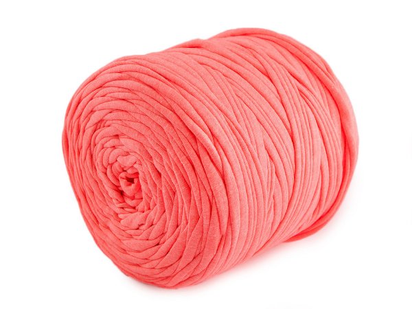 Špagety / příze Spagitolli 550-700 g