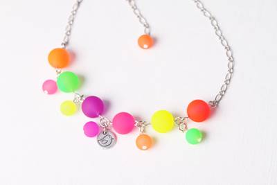 Ketlované neonové náušnice a náhrdelník - 16